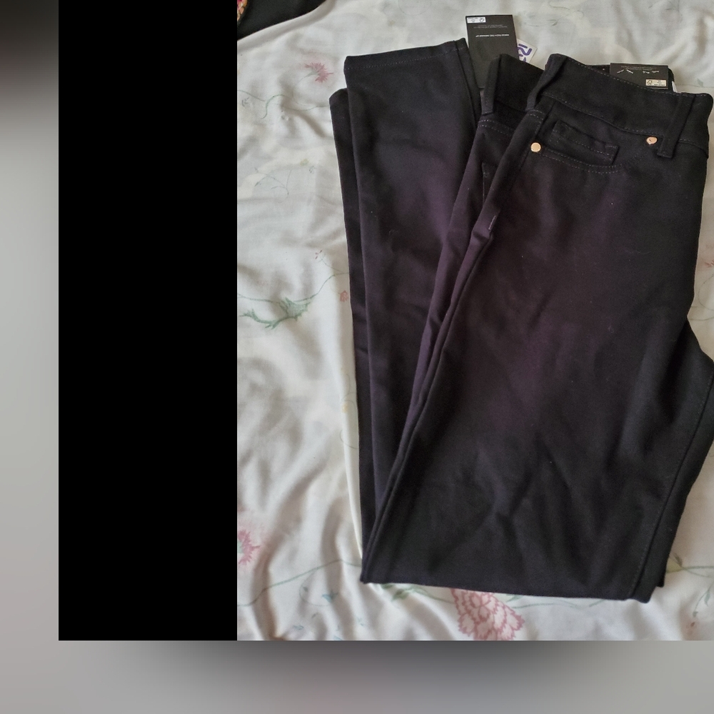 NWT! - Nine West Black Skinny Jeans Size 4/27.
